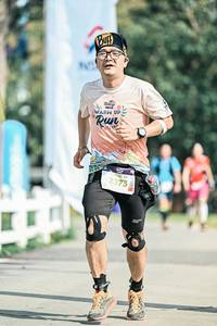 BIB: 
                            <button type="button" onclick="openModal(25941116)" class="btn btn-primary btn-sm float-right btn-popup" data-toggle="modal" data-target=".modal-high-quality">
                        <i class="fas fa-shopping-cart"></i> Add to Cart
                    </button>
                                            <button type="button" onclick="isThisMe(25941116, true)" class="btn btn-success btn-sm float-right btn-popup btn-isme hidden" data-toggle="tooltip" data-placement="bottom" title="นี่คือรูปของคุณใช่ไหม คลิกที่นี่เพื่อเอาเข้าอัลบั้ม">
                        <i class="fas fa-plus"></i> Add to album
                    </button>
                    <button type="button" onclick="isThisMe(25941116, false)" class="btn btn-warning btn-sm float-right btn-popup btn-isnotme hidden">
                        <i class="fas fa-ban"></i> Remove from album
                    </button>